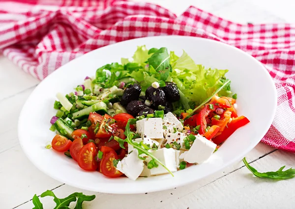 Healthy Food Greek Salad Fresh Cucumber Tomato Sweet Pepper Lettuce — Stock Photo, Image