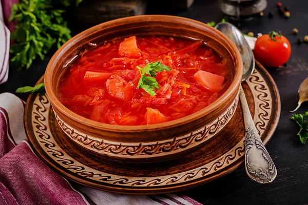 Traditioneller Ukrainischer Russischer Borscht Oder Rote Suppe Auf Der Schüssel — Stockfoto