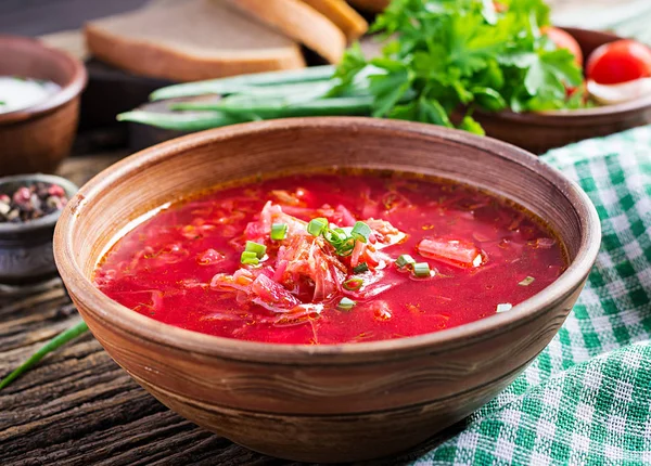 Tradycyjny Ukraiński Rosyjski Barszcz Lub Czerwona Zupa Misce — Zdjęcie stockowe