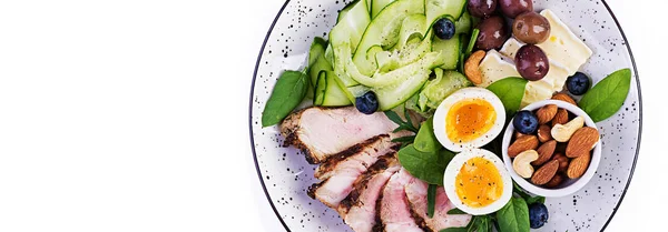 Ketogenic Diet Keto Brunch Boiled Egg Pork Steak Olives Cucumber — Stock Photo, Image