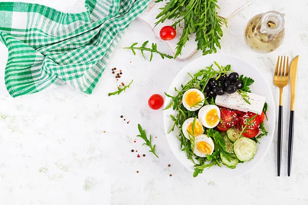 Breakfast Greek Salad Boiled Eggs Fresh Vegetable Salad Tomato Cucumbers — Stock Photo, Image