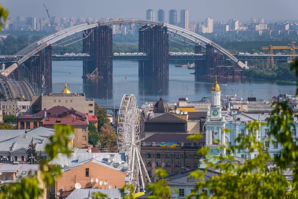 Вид Місто Міст Будується — стокове фото