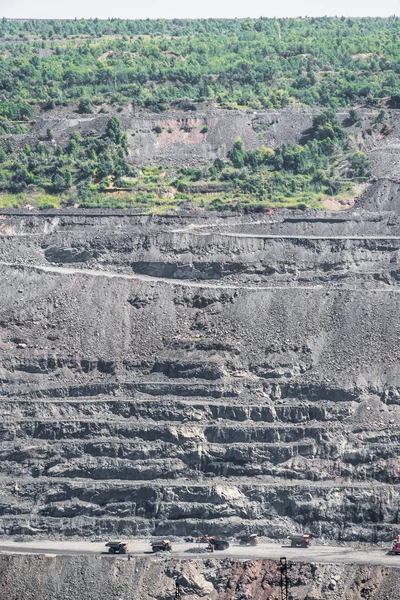 Estrazione Minerale Ferro Enorme Cava — Foto Stock