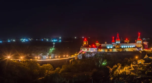 Die Festung Kamenez Podolski Mit Den Abendlichtern — Stockfoto