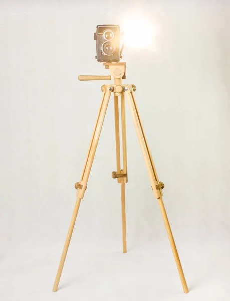 Old Soviet Camera Wooden Tripod Glowing Lamp — Stock Photo, Image