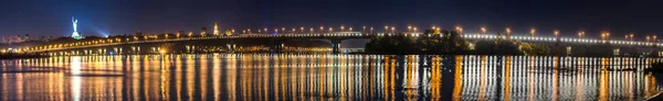 Panorama Nocturno Del Puente Paton Sobre Dnipro Kiev — Foto de Stock