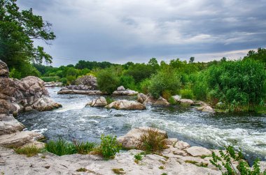 River rapids rafting için ile