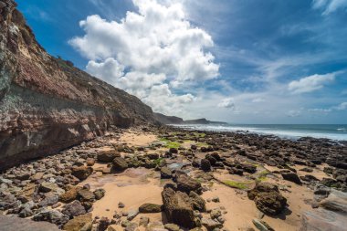 Portekiz 'de Atlantik Okyanusu kıyısında.