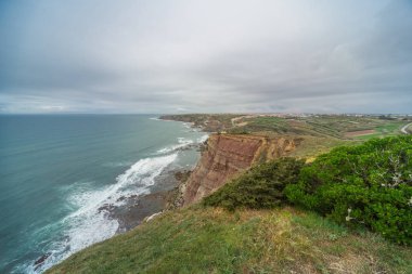 Portekiz 'de Atlantik Okyanusu kıyısında.