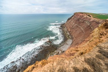 Portekiz 'de Atlantik Okyanusu kıyısında.