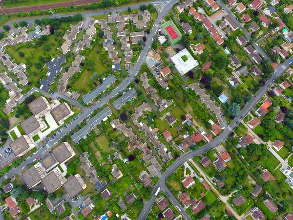 Fotografía aérea de una zona residencial en Andresy, Yvelines, F — Foto de Stock