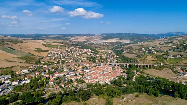 Εναέρια θέα του χωριού Aguessac στο άβερο — Φωτογραφία Αρχείου