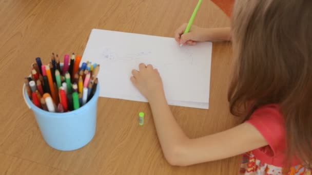 Κοριτσάκι Σχέδιο Εικόνες Χαρτί — Αρχείο Βίντεο