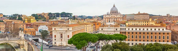 Панорама Риму та базиліки Святого Петра — стокове фото