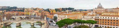 Roma ve St. Peter Bazilikası Panoraması