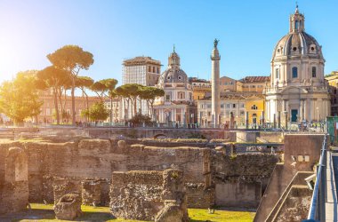 Trajan'ın sütun ve kilise, Roma, İtalya