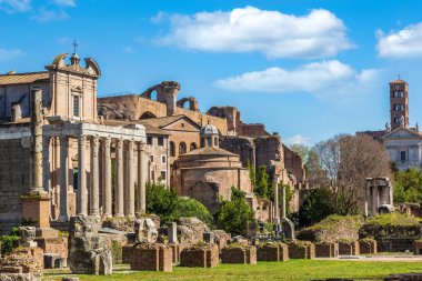 Roma Forumu güneşli bir günde, Roma, İtalya