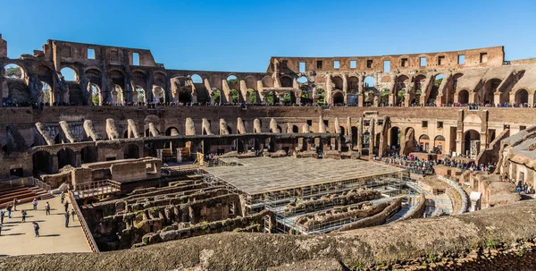 Römisches Kolosseum, Rom, Italien — Stockfoto