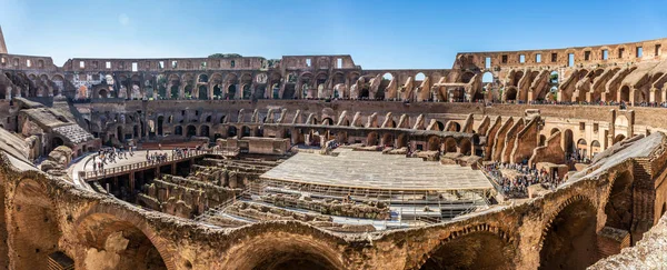 Römisches Kolosseum, Rom, Italien — Stockfoto