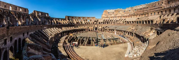 Römisches Kolosseum, Rom, Italien — Stockfoto