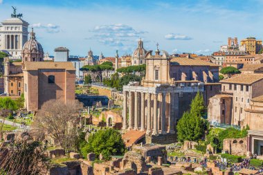 Roma Forumu güneşli bir günde, Roma, İtalya
