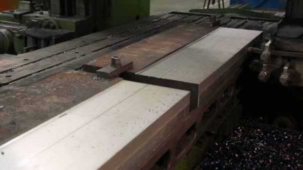 Traitement des pièces sur raboteuse