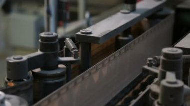 Kağıt fabrikasında.