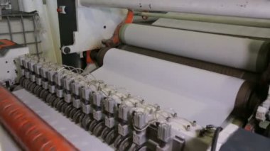 Kağıt fabrikasında.