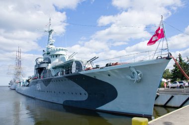 Bugün bir müze gemi, Gdynia liman değil savaş gemisi.
