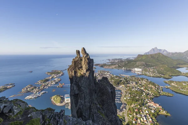 Svolvaergeita kaya ya da keçi Svolvaer kasabada Lofoten Adalar, Norveç