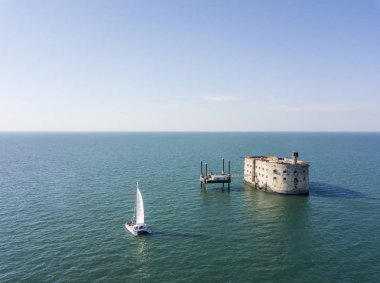 Ünlü Fort Boyard havadan görünümü
