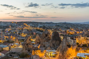 Gün batımında, Türkiye'nin Kapadokya Göreme şehir