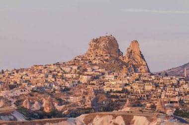 Uçhisar Kalesi gündoğumu, Kapadokya