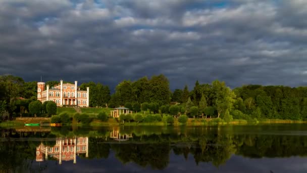 Čas Konce Nádherné Reflexe Birinského Paláce Regionu Vidzemě Lotyšsko — Stock video