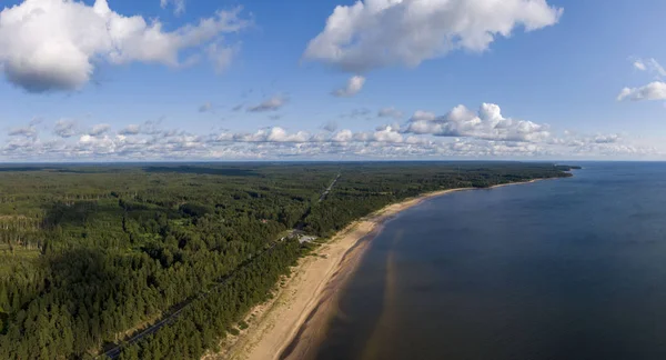Aerial view of Vidzeme shoreline and Vitrupe beach in Latvia — Stock Photo, Image