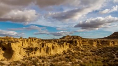 Bardenas Reales Çölü, Navarra 'da akşam vakti ışık gecikmesi