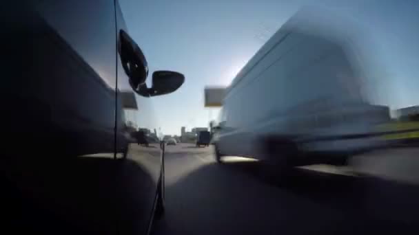 Bir Yaz Gününde Şehir Yolda Araba Timelapse Araba Vücut Yan — Stok video