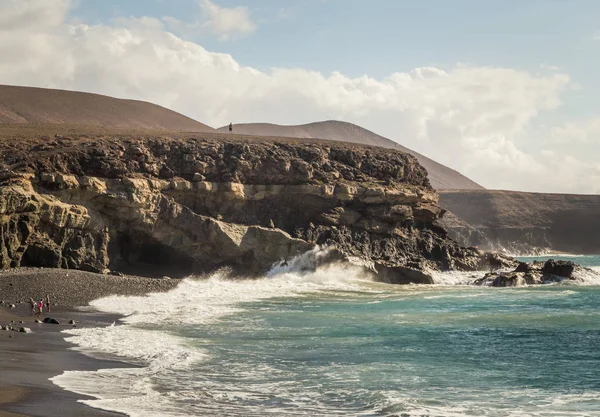 Praia Rochosa Com Ondas Ajuy Fuerteventura Ilhas Canárias Espanha — Fotografia de Stock