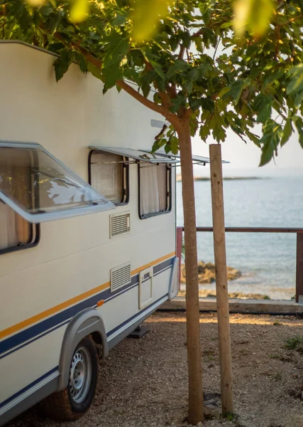 Caravane Sur Terrain Camping Bord Mer Méditerranée — Photo