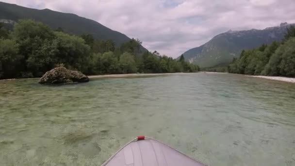 Teknenin Slovenya Soca Nehirde Rafting Macera Pov Shot — Stok video