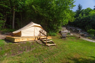 Adrenalin kontrol eko tatil beldesine Slovenya aile çadır.