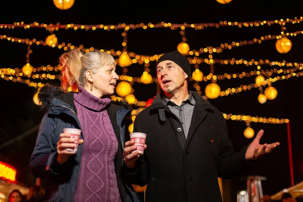 Algumas Conversas Mercado Natal Zagreb Croácia — Fotografia de Stock