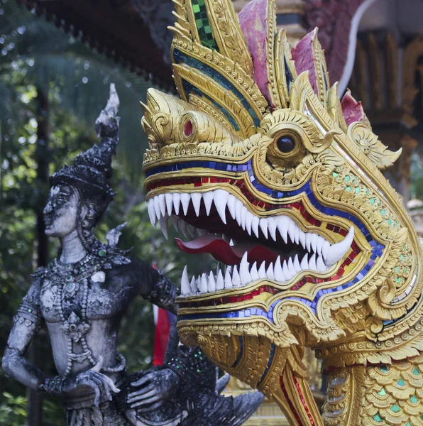 Demi Oiseau Mythologique Kinnara Humain Une Statue Dragon Chiang Mai — Photo