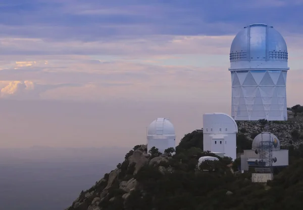 Ein Blick auf kitt peak nationales Observatorium, tucson, az, usa — Stockfoto