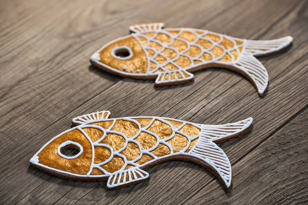 Two Golden Fish Shaped Cookies Artistic Detail Wood Background Closeup — Stock Photo, Image