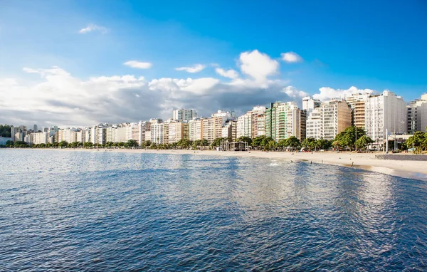 Icarai Beach w mieście Niteroi, stan Rio de Janeiro, Brazylia. — Zdjęcie stockowe