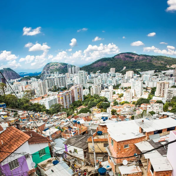Vista aérea del distrito de Botafogo desde la favela de Santa Marta, Ri — Foto de Stock