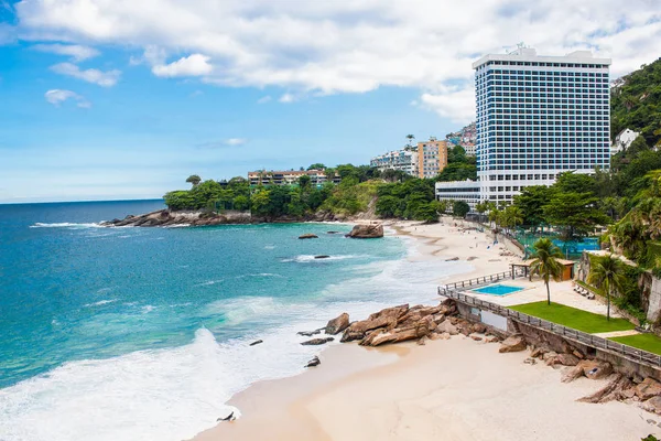 Westkant van het strand van Ipanema in Rio de Janeiro. Brazilië. — Stockfoto