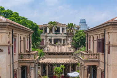 Xiamen, Çin - 30 Mayıs 2018: Kapısında Hai Tian Tang Gou Gulangyu Adası mavi gökyüzü arka plan ile