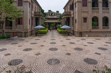 Xiamen, Çin - 30 Mayıs 2018: Yüksek açılı görünüş Hai Tian Tang Gou bina ve zemin Gulangyu Adası